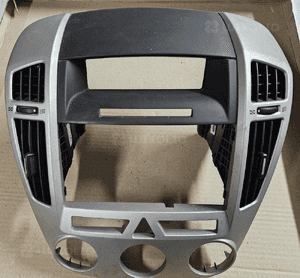 Kia Ceed I 08 panel nawiewu środkowy 2