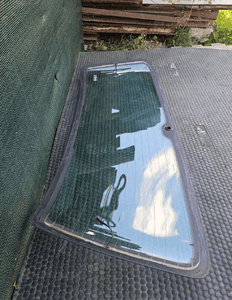 Szyba Tyl Tylna Klapy Klapa Podgrzewana VW Golf IV 4 Hatchback HB 97r 21