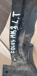 Zwrotnica lewy tył tylna lewa Ford Focus MK3 Kombi 7