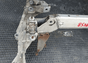 Sanki 8T0399315J Belka Wózek Zawieszenia Trawers Przod Przednia Audi A4 B8 A5 8T 35