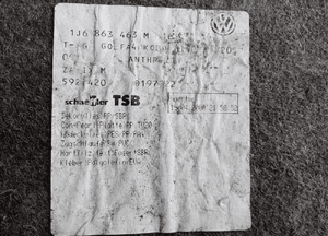 Podłoga wykładzina bagażnika VW Golf IV 4 HB 1J6863463M 4