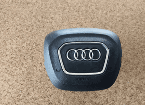 Air bag poduszka powietrzna kierowcy audi Q3 ii 2 83A880201L 1