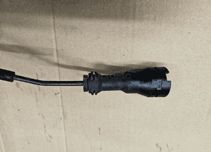 Fiat Grande Punto 1.4 8V rurka przewód sprzęgła 07 6