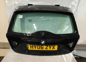 Klapa bagażnika tył tylny bmw 3 E90 E91 kombi touring schwarz 2 czarny 1
