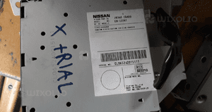 Nissan X-Trail T30 wyswietlacz ekran DP7W 01-06 3