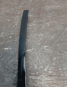 Bmw F33 listwa szyby czołowej prawa 5