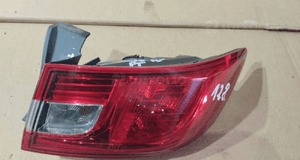 LAMPA PRAWA TYŁ TYLNA RENAULT CLIO IV 4 HB 265502631R 1