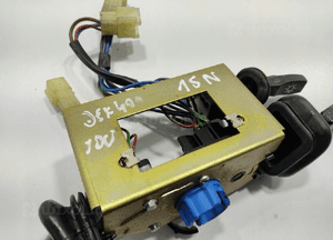 PRZEŁĄCZNIK ZESPOLONY ŚWIATEŁ KIERUNKOWSKAZÓW DEFENDER 54035313 1999-2014 6