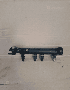 Listwa wtryskowa wtryski Audi A3 8L lift 06A133317A 2