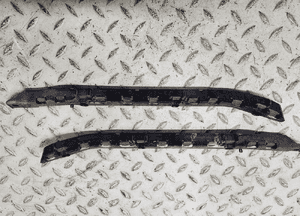 MERCEDES C KLASA W204 SLIZG ZDERZAKA A2048851465 A2048851365 A2048800680 2