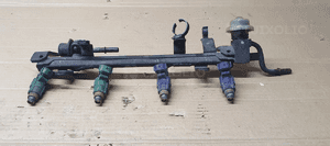 Listwa wtryskowa wtryski Mazda Premacy 1.8 16V 1100-12J60 2