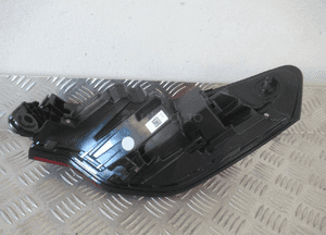 Lampa tylna tył lewa bmw X2 ii U10 led 2023 13