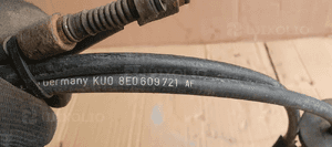 Linki cięgna hamulca ręcznego mocowanie Audi A4 B6 8E0609721AF 5