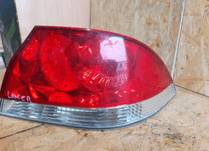LAMPA TYŁ TYLNA PRAWA MITSUBISHI LANCER VII 7 ORYGINAŁ WYSYŁKA! 2