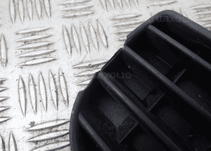 KRATKA RAMKA HALOGENU LEWA VW GOLF V 1K0853665 2