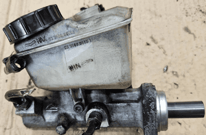 Volvo S60 V70 XC70 S80 pompa hamulcowa 8646007 6