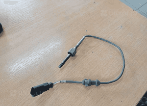 czujnik temperatury spalin vw audi fsi 06f906088d