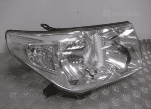 Lampa prawa przód przednia toyota land cruiser J200 2007-2015 2