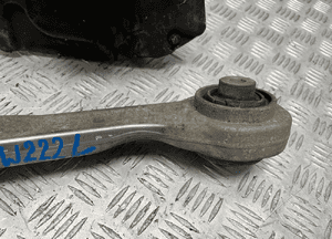 ZWROTNICA WAHACZ LEWY PRZOD MERCEDES W222 ORG FV 6