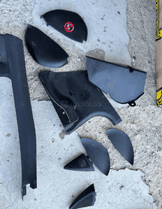 MERCEDES SLK 171 plastik dywan roleta nakładka boczek bagaznika 9