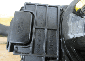 Przełącznik zespolny taśma ford focus MK2 3