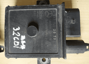 MERCEDES 320 350 cdi V6 om 642 moduł grzania świec 10