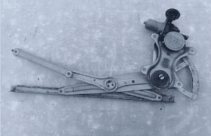 LEXUS RX 350 MECHANIZM SZYBY LEWY PRZÓD 3