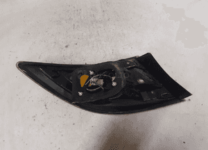 Tyl tylna lampa prawa mazda M6 gh srebrna sedan 8