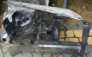 Audi A6 C6 podłużnica ćwiartka przód przednia lewa 2
