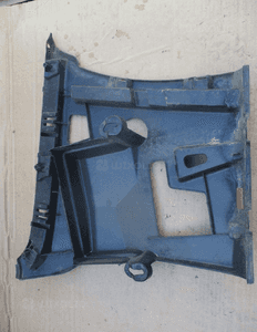 ŚLIZG ZDERZAKA PRAWY TYŁ TYLNY BMW F30 2