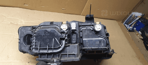 Lampa lewy przód przednia lewa Audi A4 B6 8E0941003F 8
