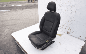 Fotel lewy przód kierowcy renault trafic 3 iii 2