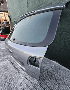 Klapa Bagaznika Szyba Srebrna Szara Audi A3 8P Sportback 5 D Drzwi 10