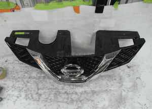 NISSAN X TRAIL T32 IDEALNY KOMPLETNY GRILL ATRAPA 6