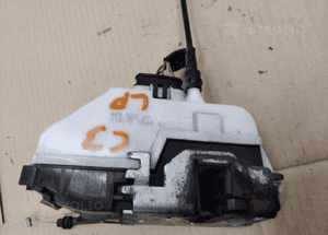 Citroen C3 I zamek drzwi przod prawy 1