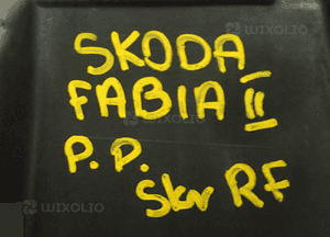 Lampa prawy przod skoda fabia  ii roomster europa 9