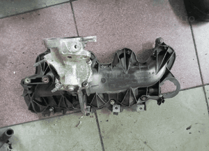 kolektor ssący citroen peugeot land rover 2.2 9659449480 1