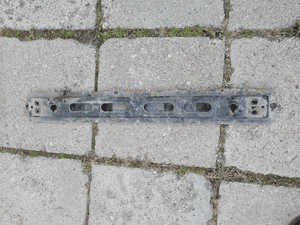 pas przedni wzmocnienie dolna belka pod chłodnicę, Fiat Bravo II  1
