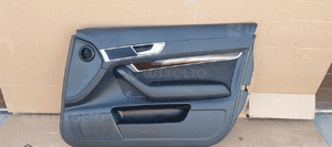 Boczek tapicerka prawy przód przednia prawa Audi A6 C6 Lift 1