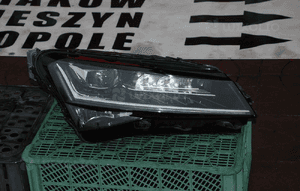 skoda super B FL lampa xenon WYSYŁKA 2