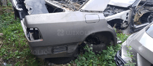 Mercedes 124 sedan  błotnik PRAWY okular dupa tył poszycie 1