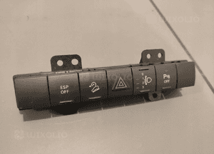Jeep cherokee liberty kk przycisk świateł awaryjnych panel przycisków 8