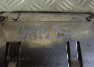 KOMPUTER SILNIKA VW AUDI 038906019FP  RADOM 2