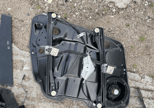 MERCEDES GL ML 164 drzwi prawe lewe przód listwa chrom zamek lakier 775  723 10