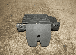Zamek Klapy Bagażnika 92202968 4PIN Opel Vectra C Signum 2