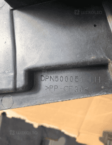 Ślizg zderzaka wspornik lewy przedni DPN500051 Range Rover Sport L320 2