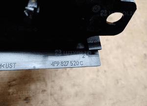 Zamek klapy bagażnika Audi A6 C6 Kombi 4F9827520C 8P4827505C 7