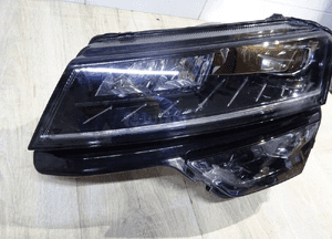 Lampa prawa przód skoda karoq full led 57B941016D 2