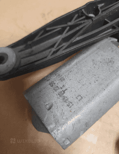 Silniczek wycieraczki tył peugeot 206 nr 9638664980  53017812 4