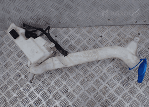 ZBIORNICZEK SPRYSKIWACZY 6Q0955453 VW FOX RADOM 1